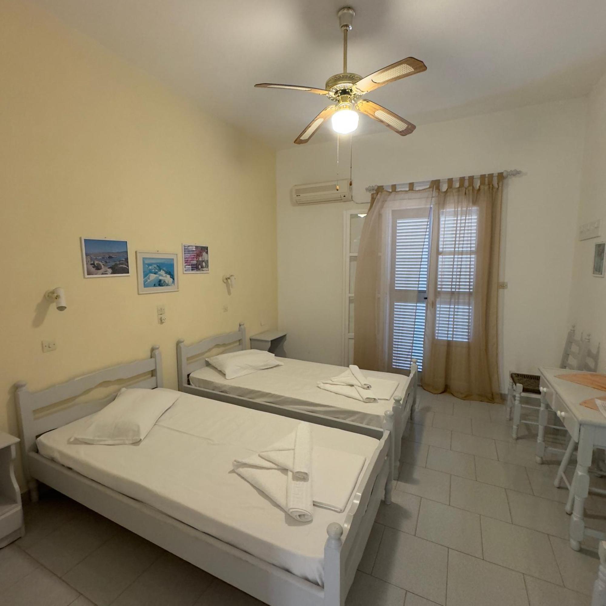 Panagiotis Rooms Naoussa Exterior foto